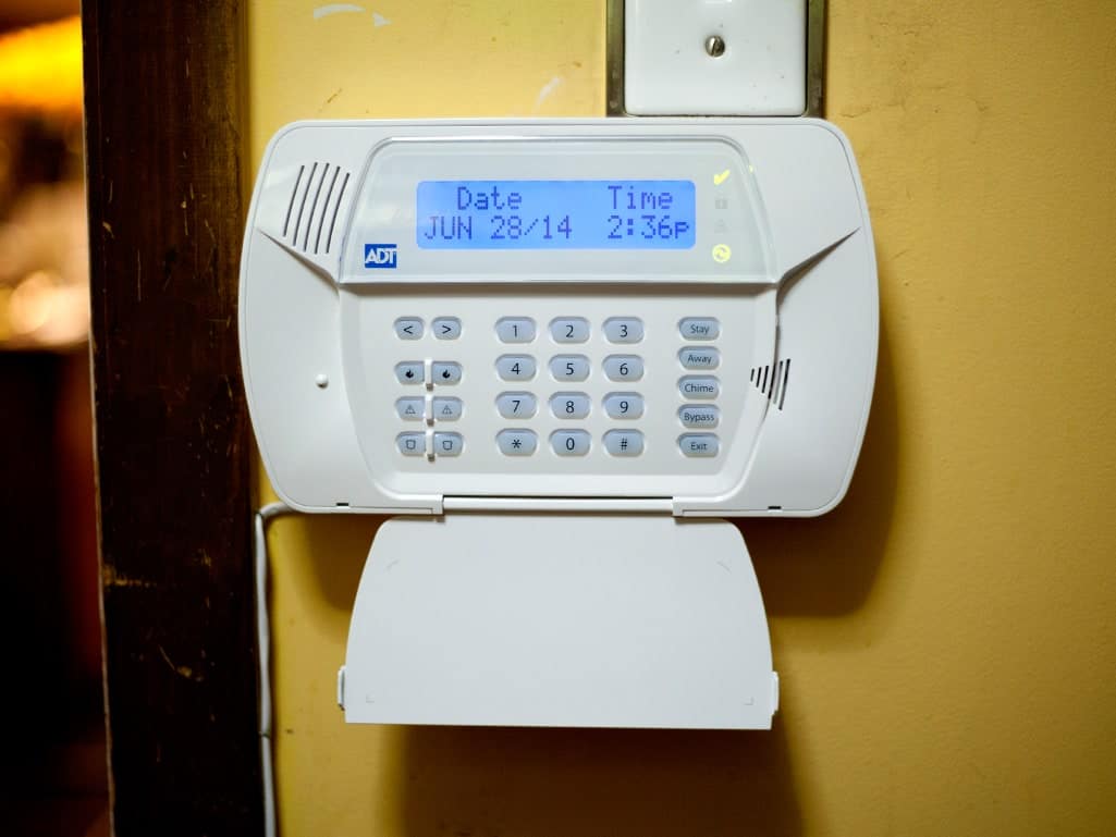 Can Burglars Disable Alarm Systems?